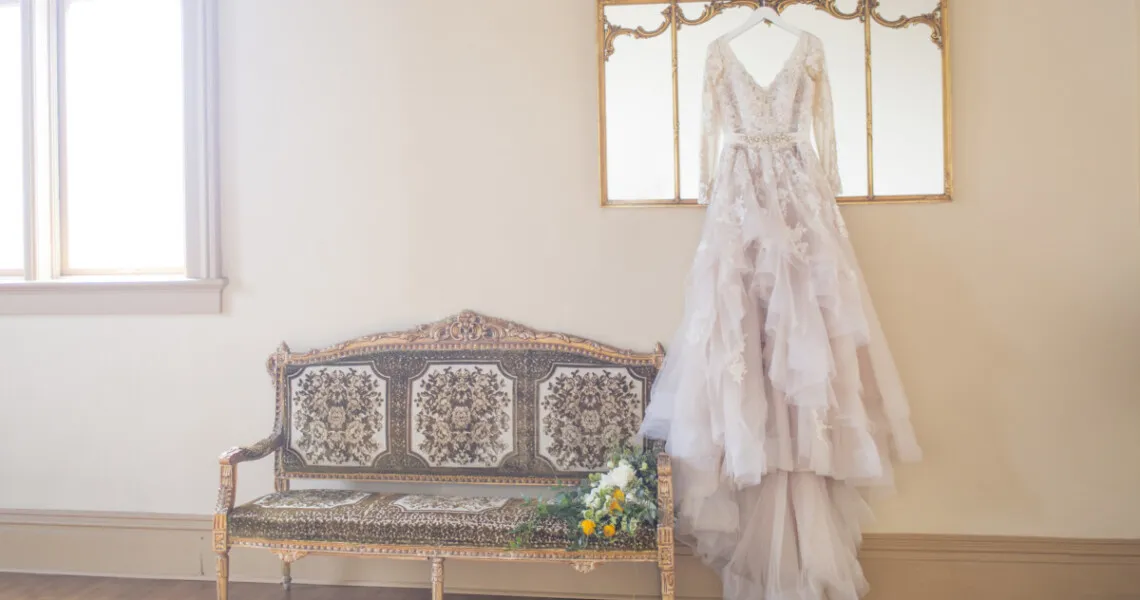 Second Empire Room Bench And Dress Second Empire Room Bench And Dress
